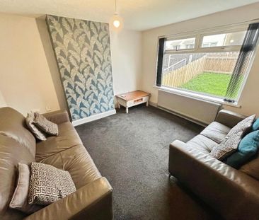 5 Craig Crescent, Lisburn, BT28 1HB - Photo 2