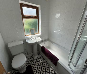 3 bedroom terraced house to rent - Photo 5