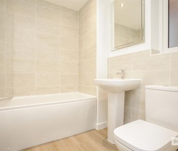 3 bed House To Let - Photo 6