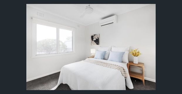 Spacious townhouse - Photo 1