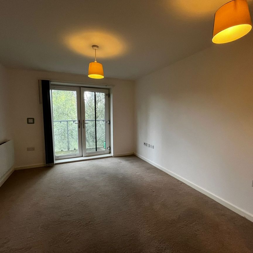 1 Bed Flat, Spinner House, M5 - Photo 1