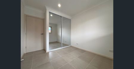 Modern, Stylish & Private! - Photo 4