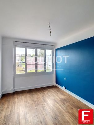 A LOUER - Proche centre ville de VIRE - Beau T2 de 61 m² - Photo 1