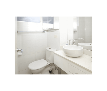 Apartment in Camperdown - Photo 5