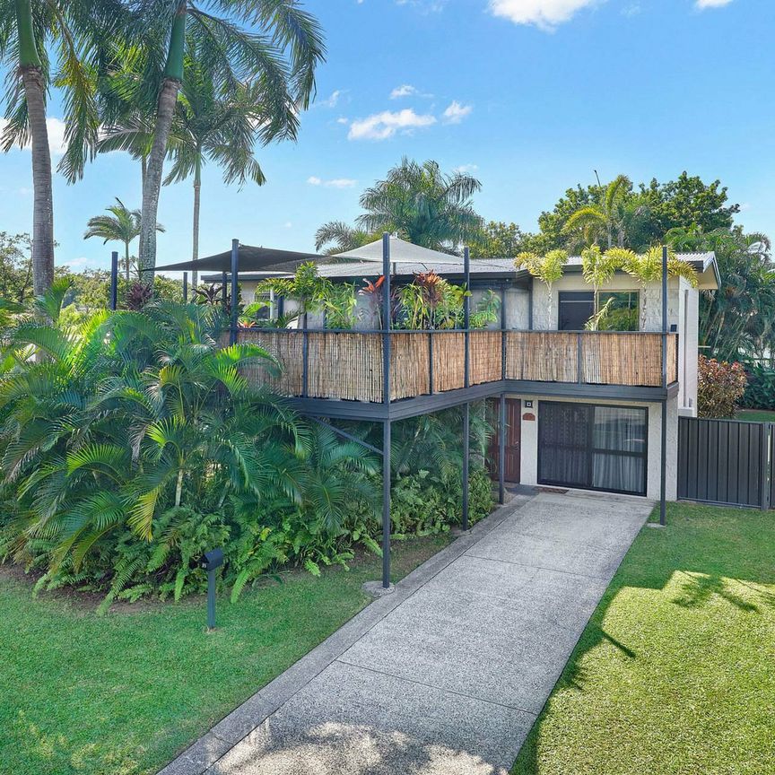 GREAT LOCATION, QUIET STREET !!!!! - Photo 1