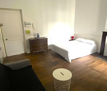 Location Appartement 1 pièce 26m² - Photo 2