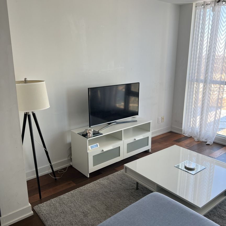 For Lease - 2212 Lakeshore Boulevard Unit# 4010, Toronto, Ontario - Photo 1