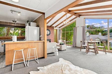 Elevated family home - Photo 2