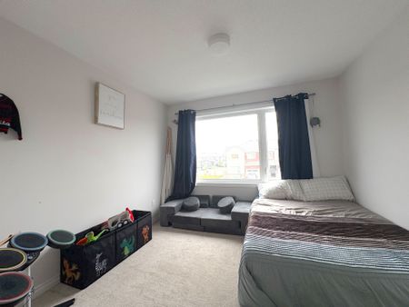 For Lease - 719 Derreen Avenue, Stittsville - Munster - Richmond, Ontario - Photo 5