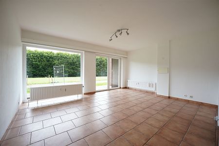 - 2 bedrooms - Photo 2