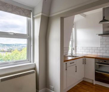 2 bedroom apartment to rent - Photo 6