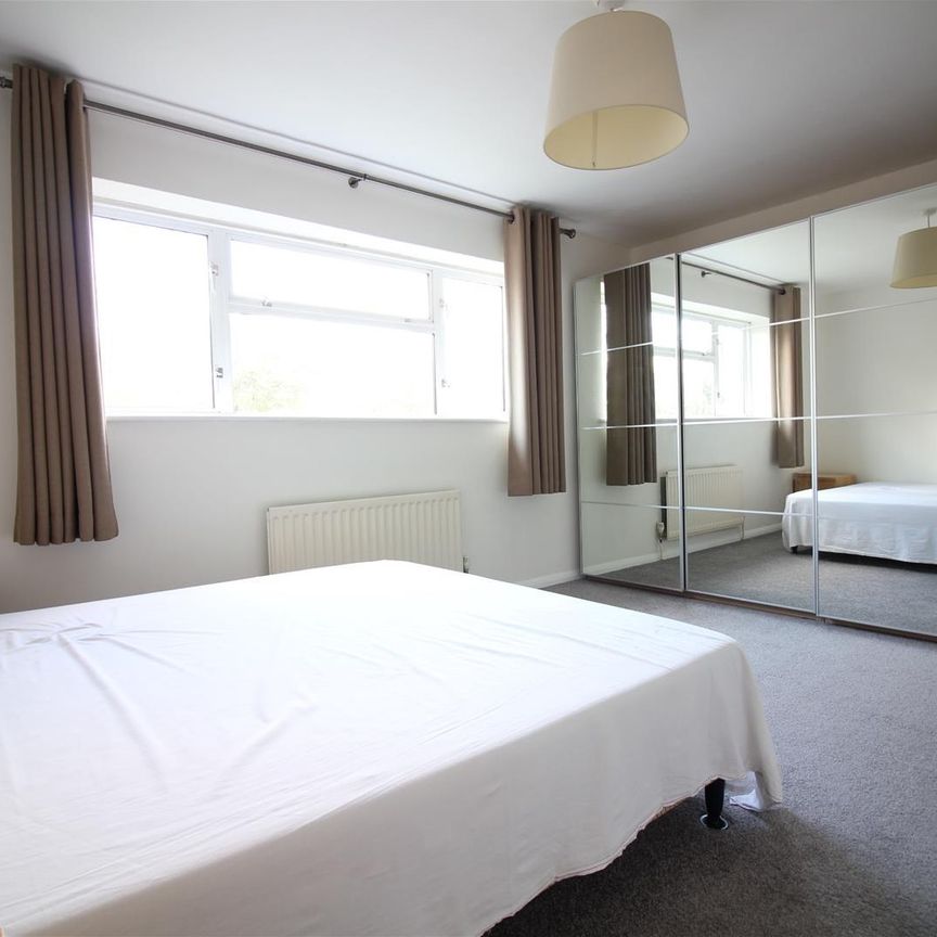 Wordsworth Way, West Drayton - Photo 1