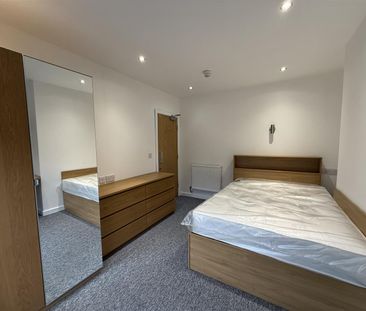 16 Well Street - Photo 5