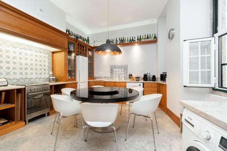 4 room luxury Flat for rent in Lisbon, Portugal - Photo 2