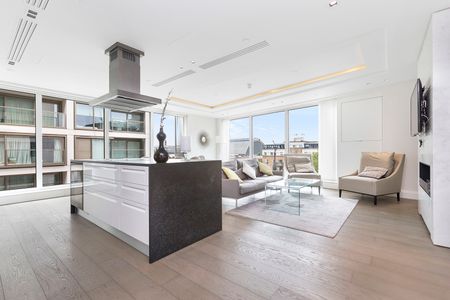 High Street Kensington, Charles House, Kensington, London - Photo 2