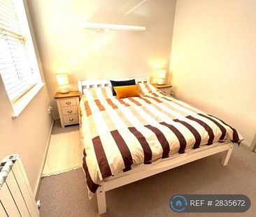 1 bedroom flat to rent - Photo 6