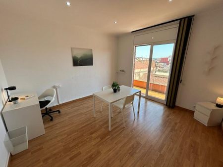 Carrer dOccident, L'Hospitalet de Llobregat, Catalonia 08903 - Photo 5