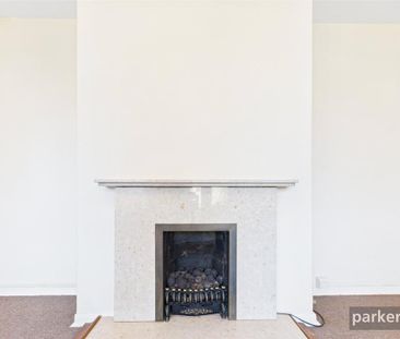 4 bedroom semi-detached house to rent - Photo 3