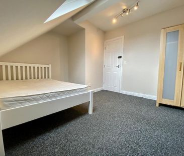 4 bedroom house share to rent - Photo 4