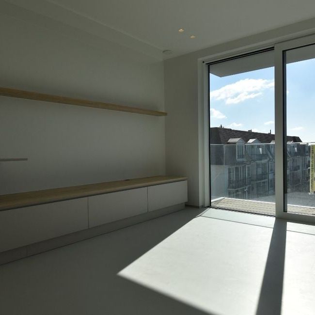 Appartement te huur in Knokke voor € 1.250 met 1 slaapkamer - Photo 1