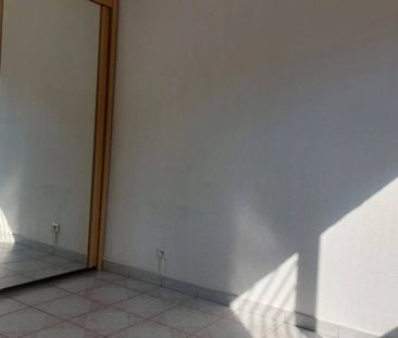 NICE - LE RAY - 2 PIECES - TERRASSE - GARAGE - Photo 3