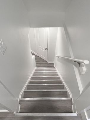 For Lease - 24 San Felice Lane, Hamilton, Ontario - Photo 1