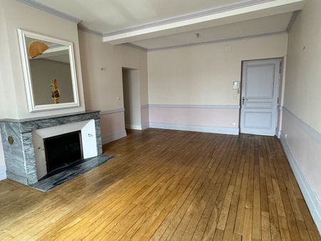 Location appartement 3 pièces, 75.00m², Romorantin-Lanthenay - Photo 2