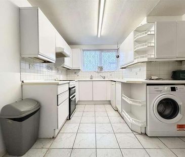 Milwards, Harlow, CM19 - Photo 6