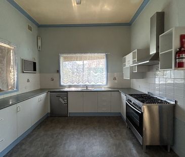 Close To CBD & HILAC - Photo 5