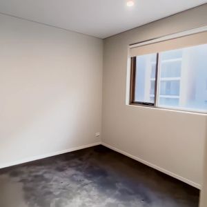 6 Sonny Leonard St, Sydney - Photo 2