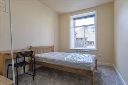 7 Chancery Lane, Huddersfield, HD1 - Photo 3