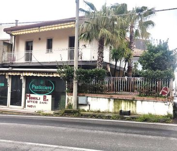 Trilocale via 4 Novembre 156, Centro, Zafferana Etnea - Photo 5
