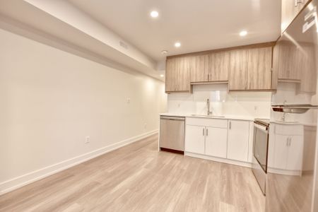 For Lease - 385 McRoberts Avenue Unit# Basement, Toronto, Ontario - Photo 5