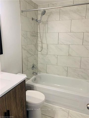 For Lease - 8 Homestead Crescent, London North, Ontario - Photo 3