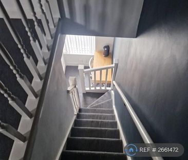 4 bedroom terraced house to rent - Photo 1