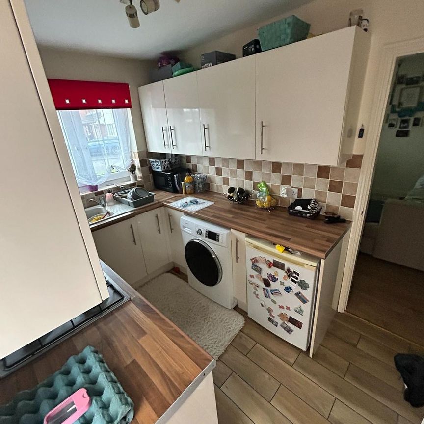 2 bedroom bungalow to rent - Photo 1