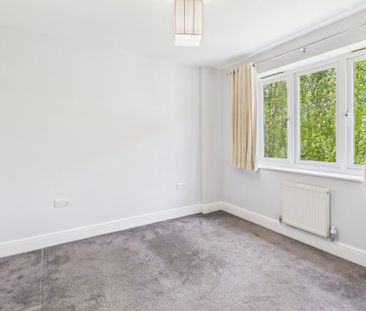 Upper Meadow, Gerrards Cross, Buckinghamshire,SL9 - Photo 1