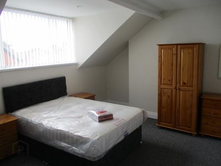 Great 5 Bedroom Student House, 6 Westminster Street, Botanic ~ University Area, Belfast, BT7 1LA - Photo 5