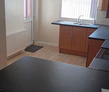 14 Seapark Drive, Belfast, BT15 3NU - Photo 3
