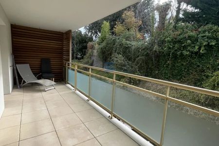 Nice – Route Saint-Pierre de Féric | 2 pièces meublé avec grande terrasse et stationnement - Photo 5