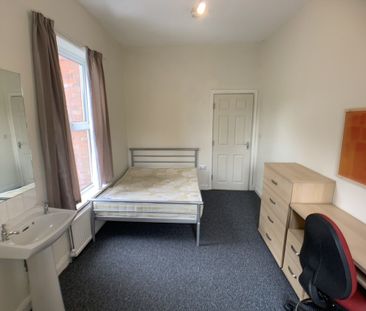 Kitchener Street, Huntington Road - P1098 - Photo 5