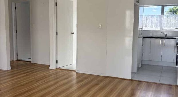 Freestanding two bedroom home - Photo 1