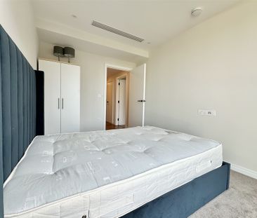 Sands End Lane, London - Photo 6