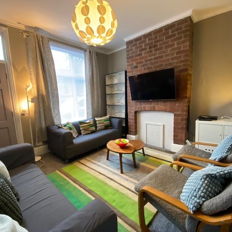 3 bedroom house share to rent - Photo 1