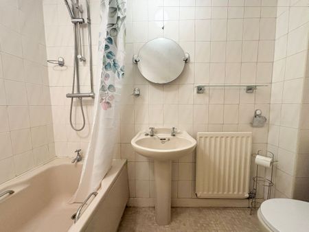 2 bed terraced house to rent in New Street, Kenilworth, CV8 - Photo 5