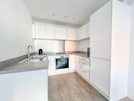 2 bedroom apartment to rent - Photo 3