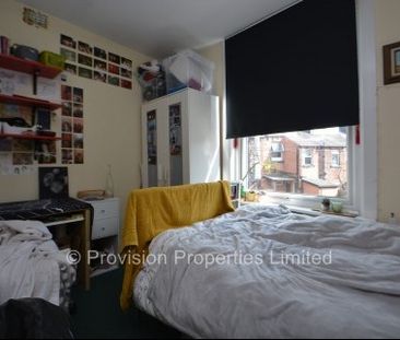 4 Bedroom Brudenell Road - Photo 2