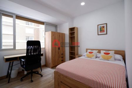 El Cabanyal-El Canyamelar, Valencia, Valencian Community 46011 - Photo 5