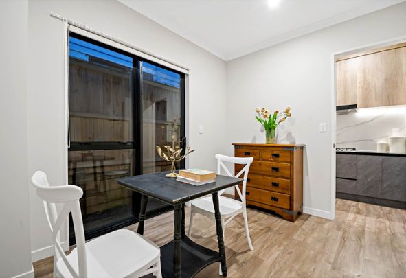 Spacious 7-Bedroom Home in Flat Bush - Photo 1