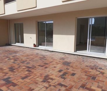 Location Appartement 2 pièces 50m² DRAGUIGNAN 83300 - Photo 5